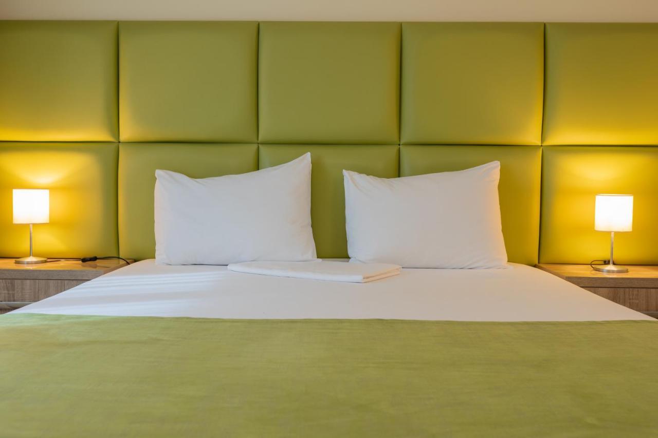 בוקרשט Hotel Corvaris מראה חיצוני תמונה