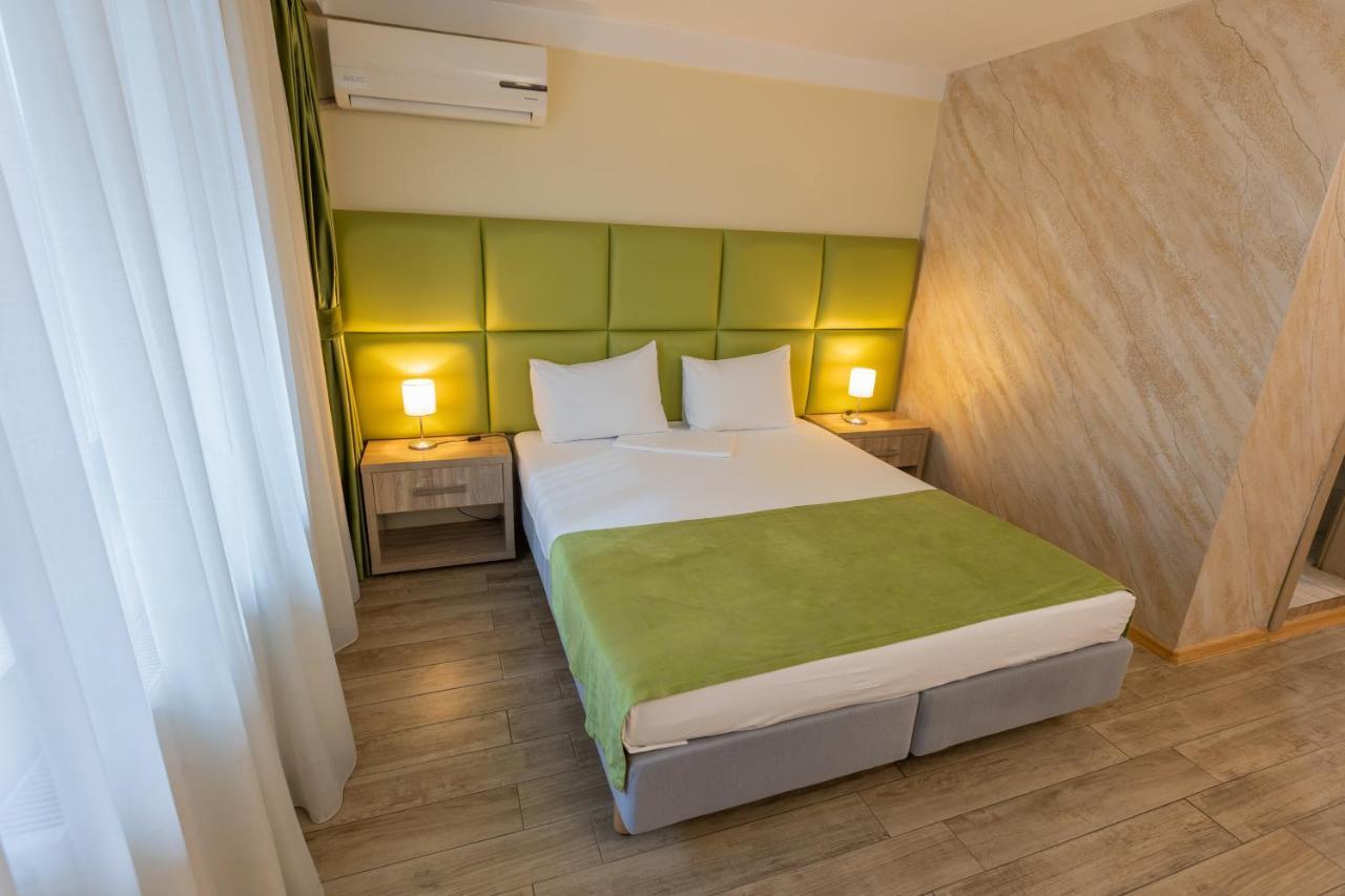 בוקרשט Hotel Corvaris מראה חיצוני תמונה