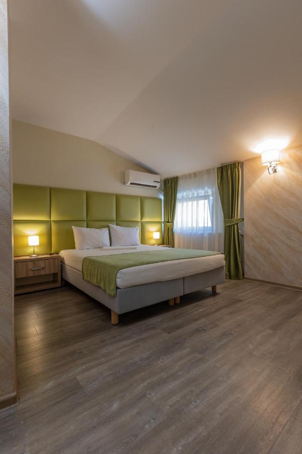 בוקרשט Hotel Corvaris מראה חיצוני תמונה