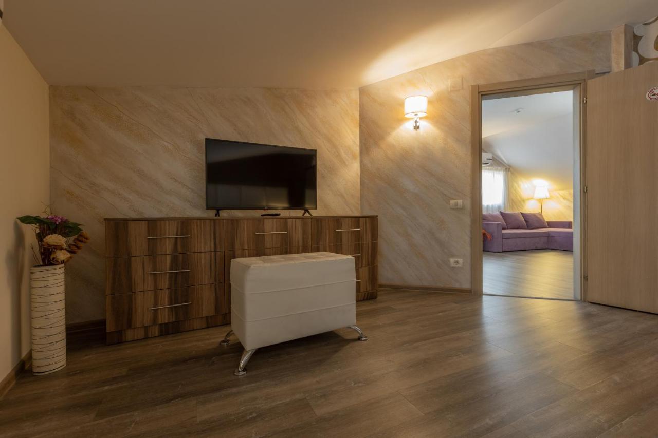 בוקרשט Hotel Corvaris מראה חיצוני תמונה